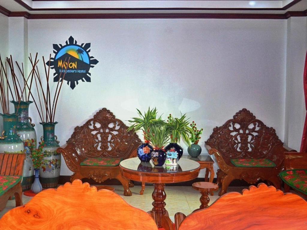Mayon Backpackers Hostel Legazpi Eksteriør billede
