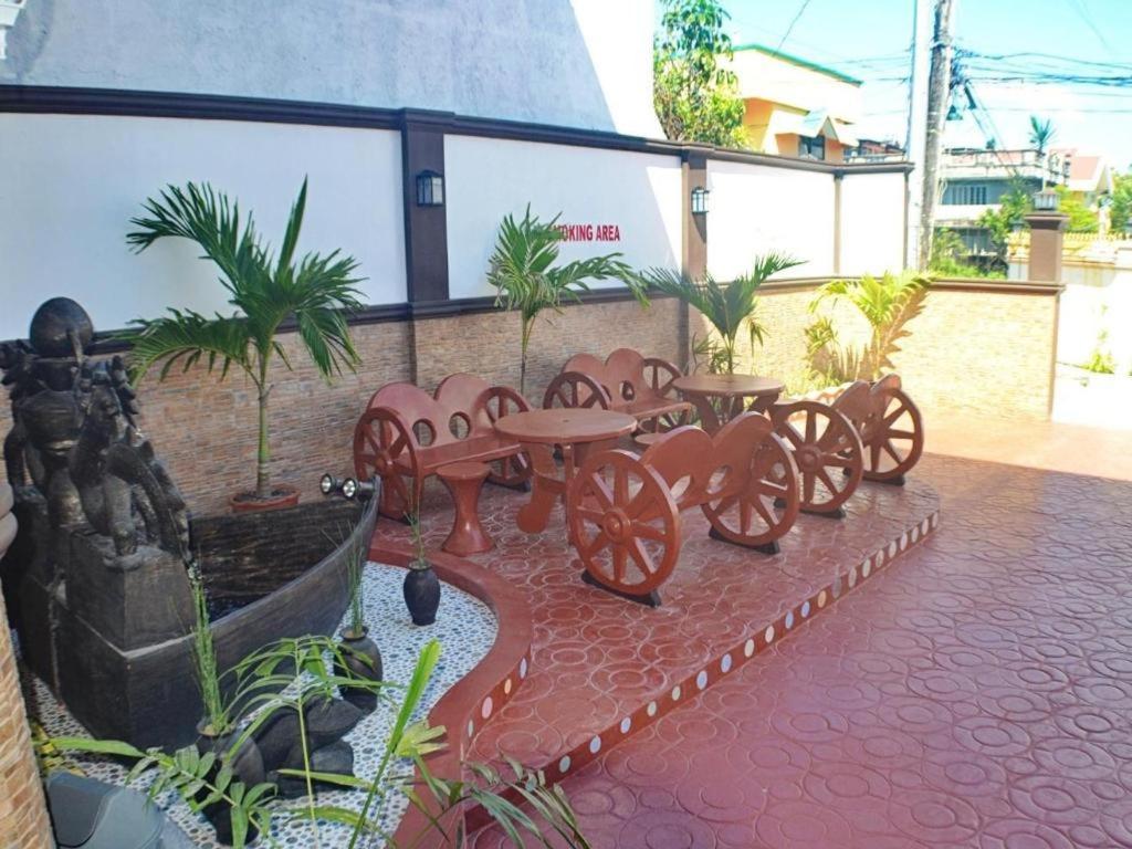 Mayon Backpackers Hostel Legazpi Eksteriør billede