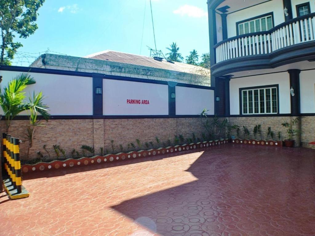 Mayon Backpackers Hostel Legazpi Eksteriør billede