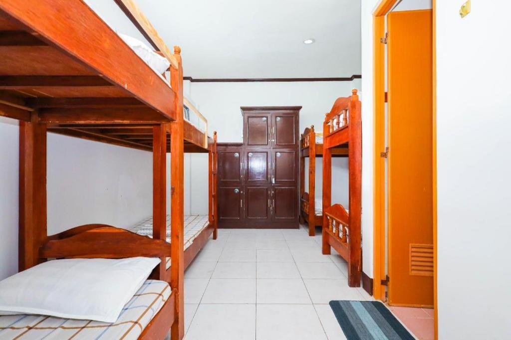 Mayon Backpackers Hostel Legazpi Eksteriør billede