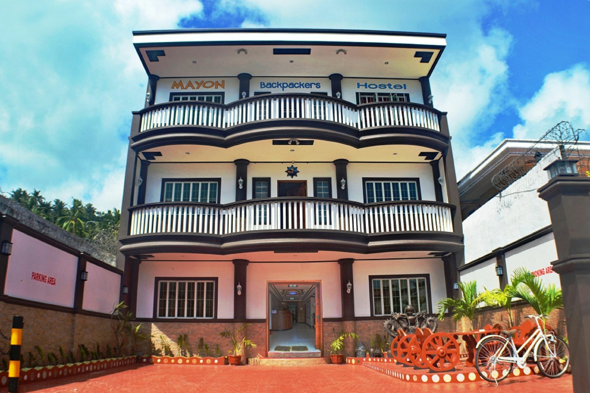 Mayon Backpackers Hostel Legazpi Eksteriør billede